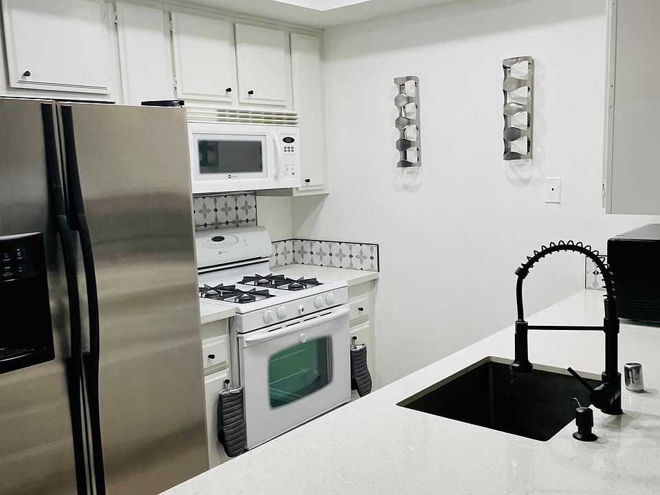 1st image of 82567 Avenue 48 APT 18