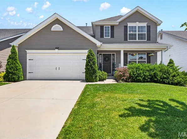 2108 Windswept Farms Dr, Eureka, MO 63025