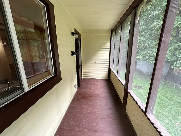 318 E Main St #2 — Photo 11