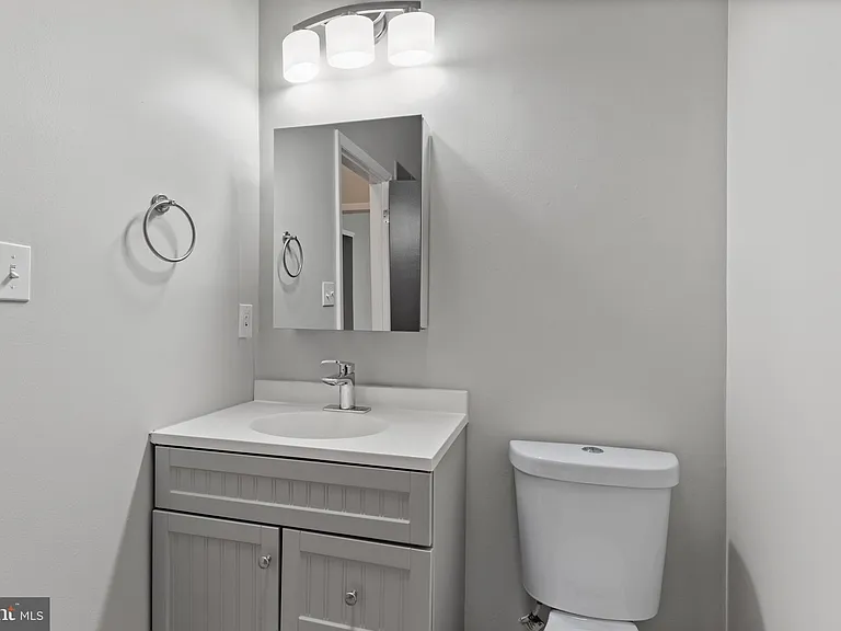 8018 Valley Manor Rd #3B — Photo 45