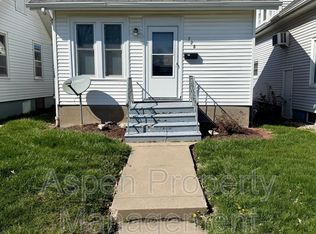 728 Sweeny Ave, Burlington, IA 52601