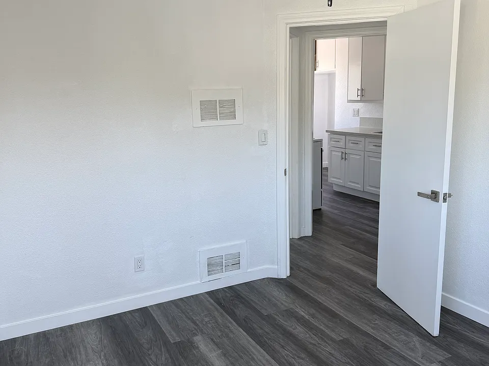 3711 Pueblo Ave #7