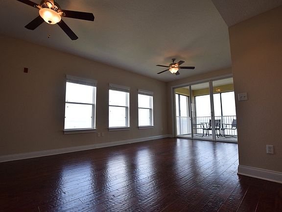 3rd image of 225 W Seminole 401 Blvd