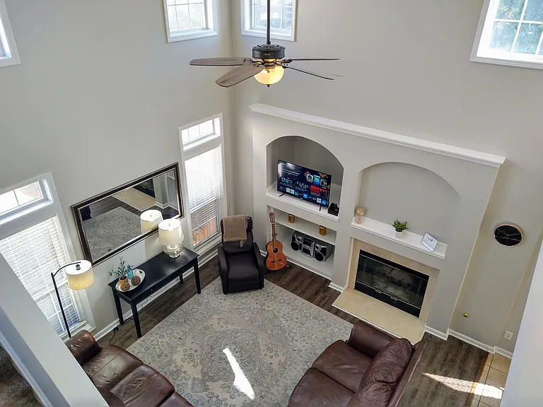 1467 Chamirey Dr SW — Photo 46