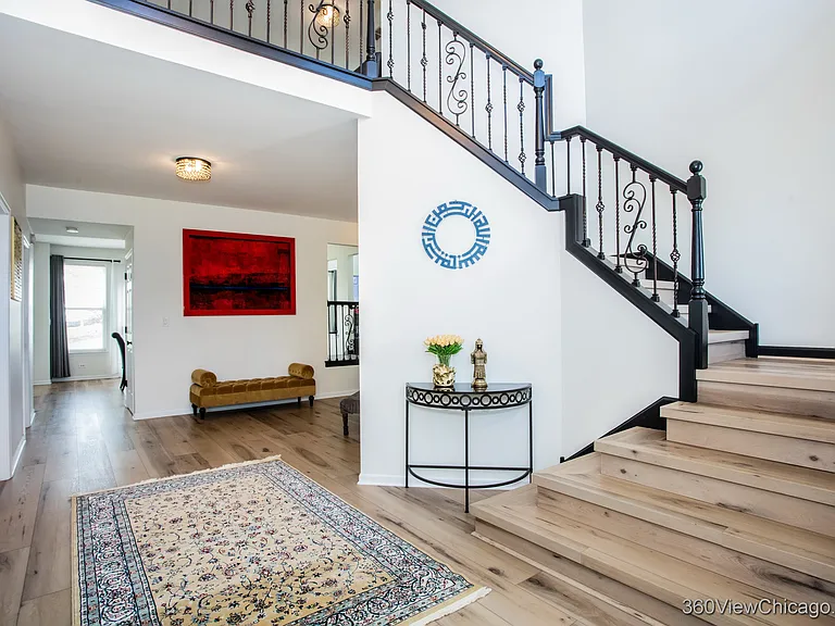 2070 Morningview Dr — Photo 5