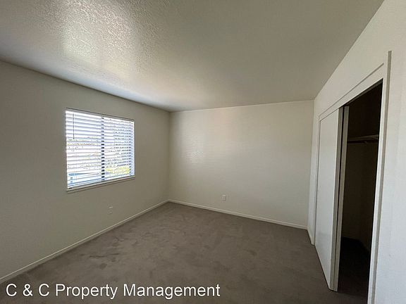 4th image of 1091 Wanda Ave #A