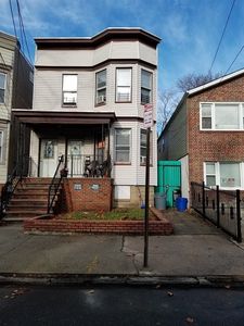 29 Rutgers Ave, Jersey City, NJ, 07305