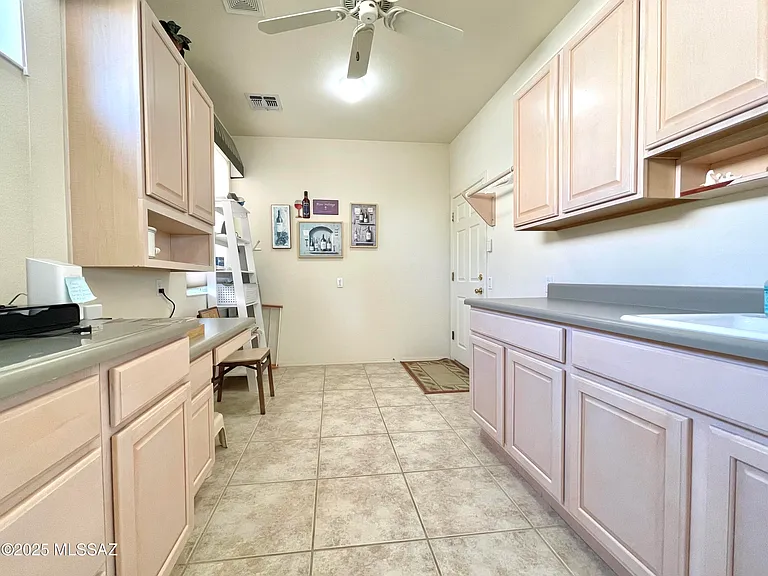 9524 N Twinkling Shadows Way — Photo 12