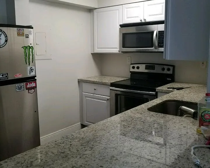 706 Executive Center Dr #23 — Photo 3