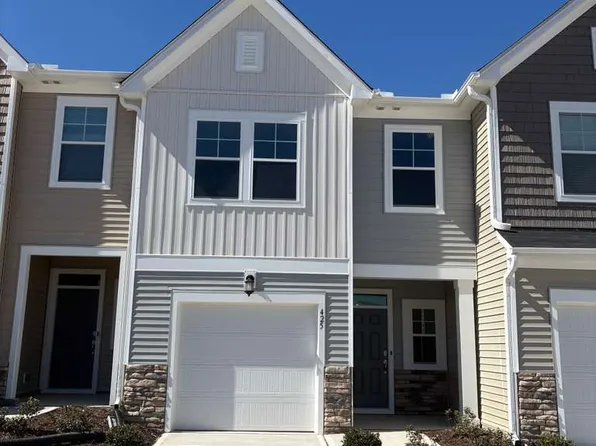 425 Venetian Dr, Sanford, NC