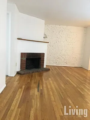 Rented by Living New York | media 43