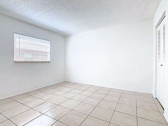 3rd image of 714 Michigan Ct APT 1