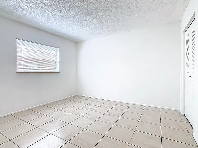 714 Michigan Ct #1 — Photo 3