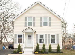 271 England St, Cumberland, RI 02864