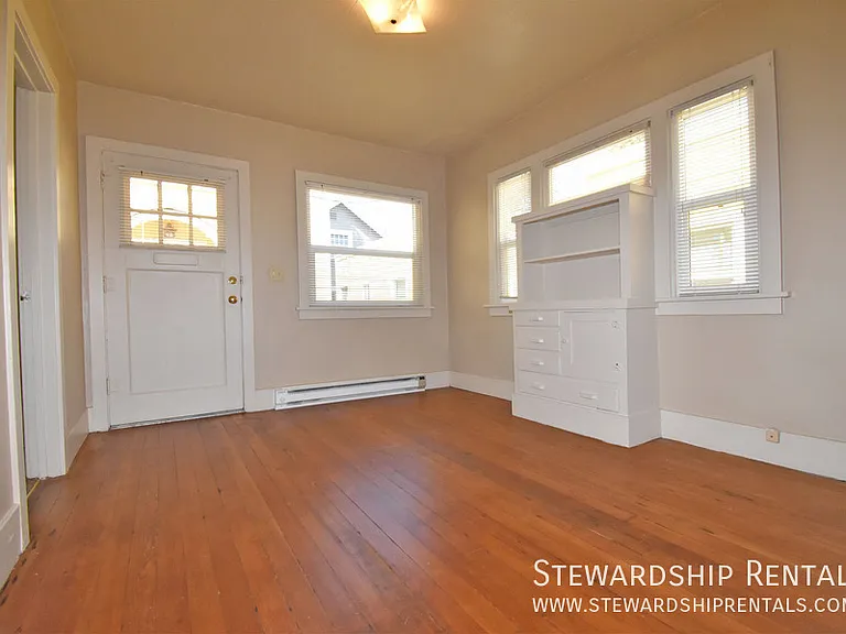 2024 Emerald St #5 — Photo 2