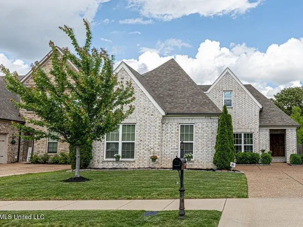 6750 Whooper Swan Dr, Olive Branch, MS 38654