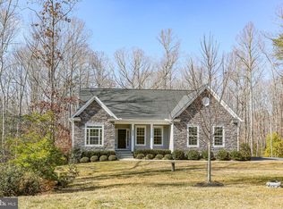 8005 Ashford Dr, Fredericksburg, VA 22407