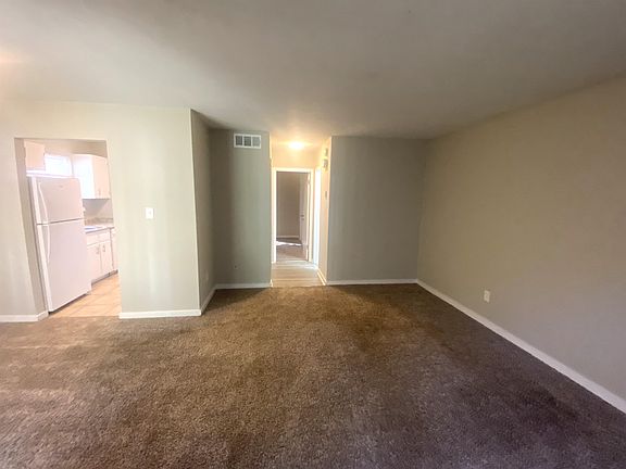 5th image of 1530 Live Oak Dr #A-3