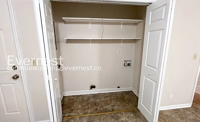 309 Nye Dr — Photo 17