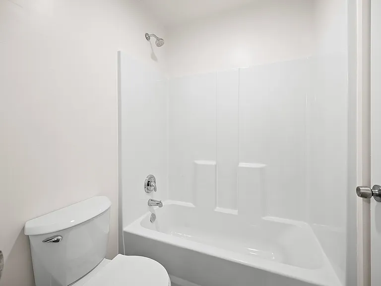 Cambridge Garden Apartments — Photo 38