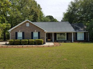 222 Highland Oaks Dr, Albany, GA 31701