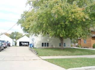 1012 Tyler Ave #B, Oshkosh, WI 54902