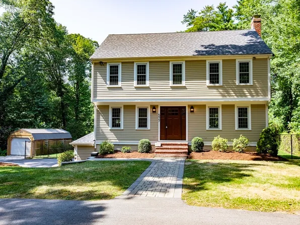 577 First Parish Rd #R, Scituate, MA 02066