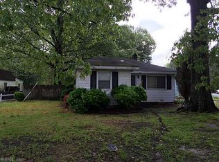 601 Argyll St, Chesapeake, VA 23320