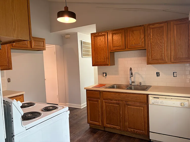 5503 W 78th Ter — Photo 5