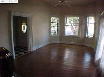 5th image of 257 S Auburn St
