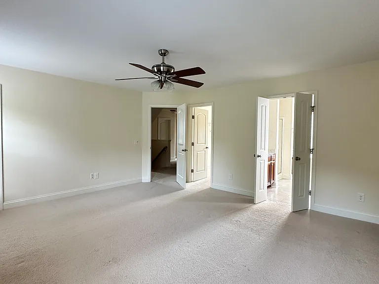 4612 Cottendale Dr — Photo 22