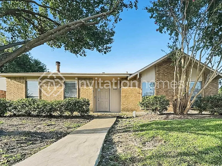 9102 Millwood Dr — Photo 1