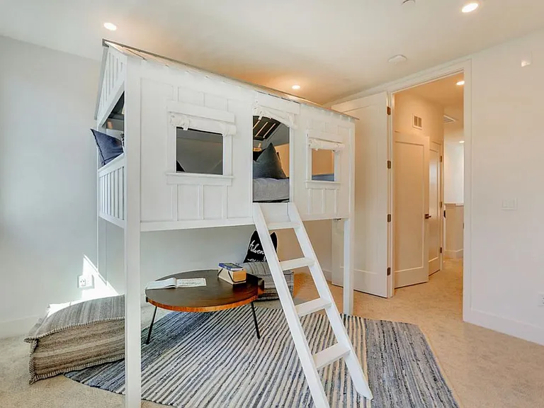 15017 Briggs Ct — Photo 9
