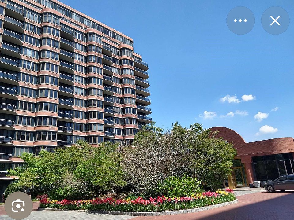 Carlyle North Building View