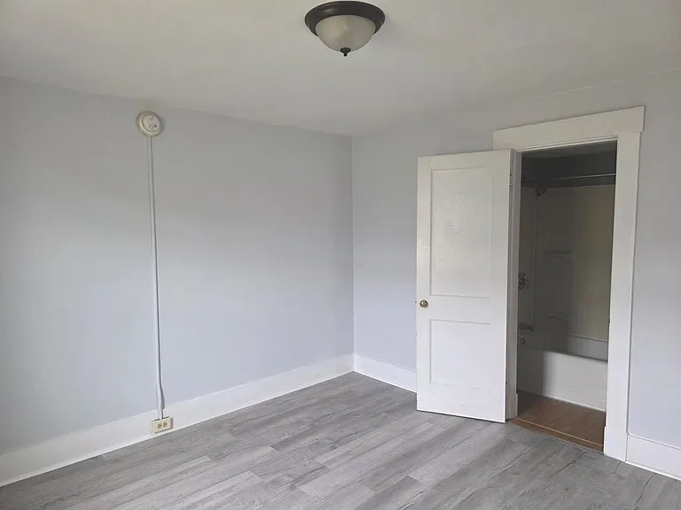 10 N Main St #2 — Photo 8