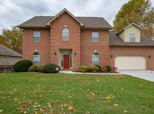 7007 Lake Bluff Ct, Knoxville, TN 37920