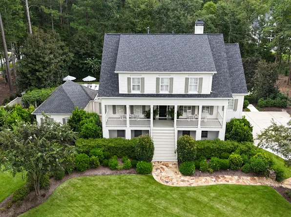 100 Suffolk Pl, Fayetteville, GA 30215