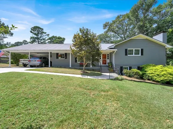 913 Brentwood Ct NE, Cullman, AL 35055