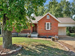 2255 N Warson Rd, Saint Louis, MO 63114