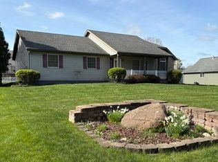 463 Metz Rd, Columbiana, OH 44408