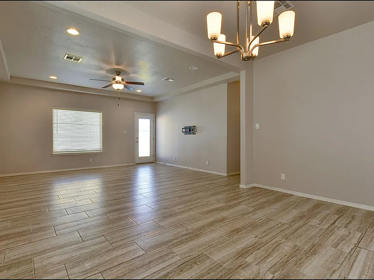 221 Jennice Cir — Photo 21