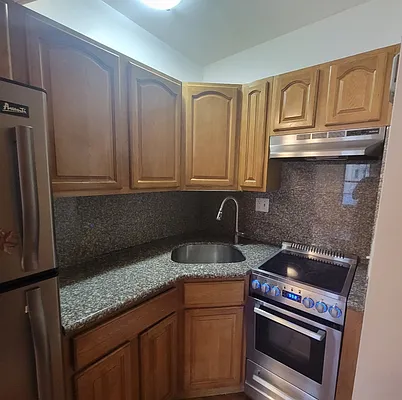 Rented by Oxford Property Group | media 8