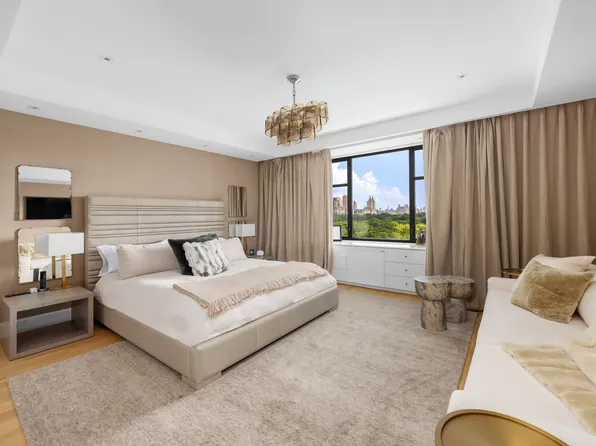 110 Central Park South image 25 of 48