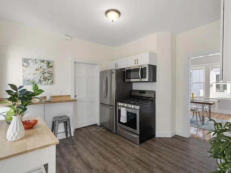 30 Clayton Ave #1 — Photo 8