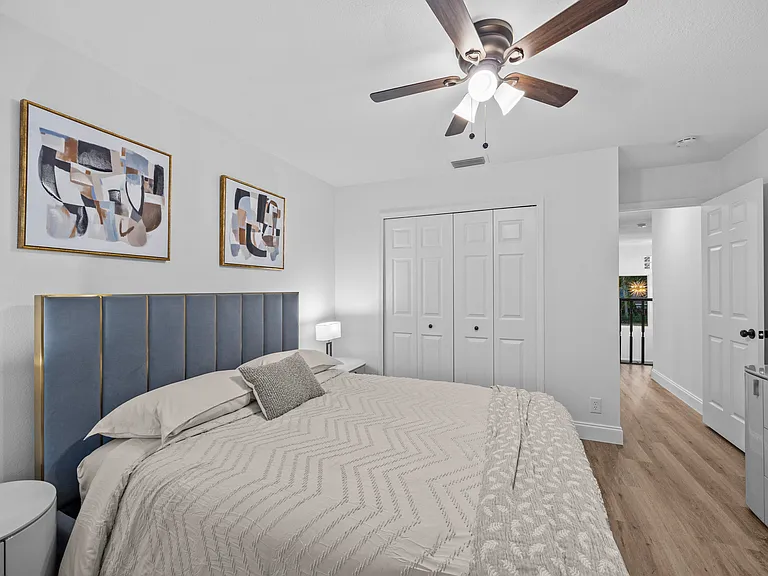 2400 Seaford Dr — Photo 35