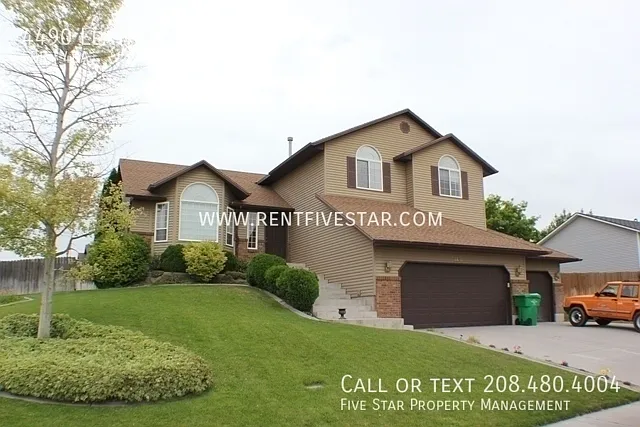 4490 Leatherman St — Photo 1