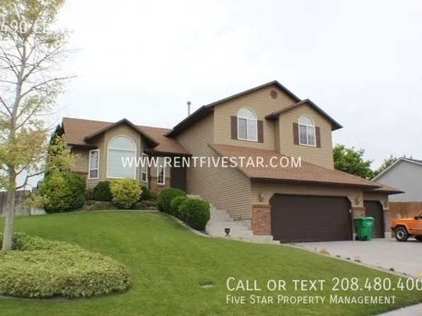 4490 Leatherman St, Chubbuck, ID 83202