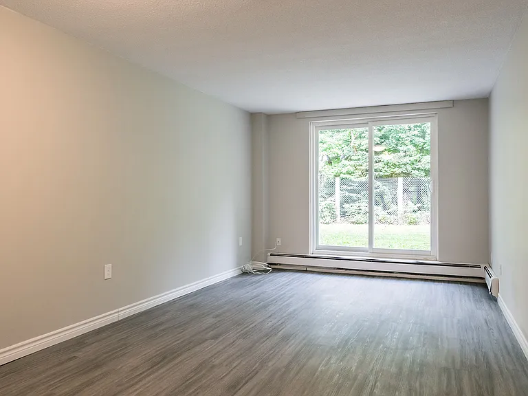 352 B Dacey Rd — Photo 8