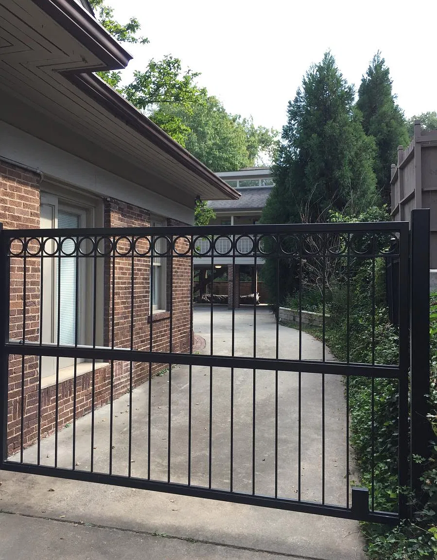 3 bed, 1800 sqft, $3,900 — Photo 1