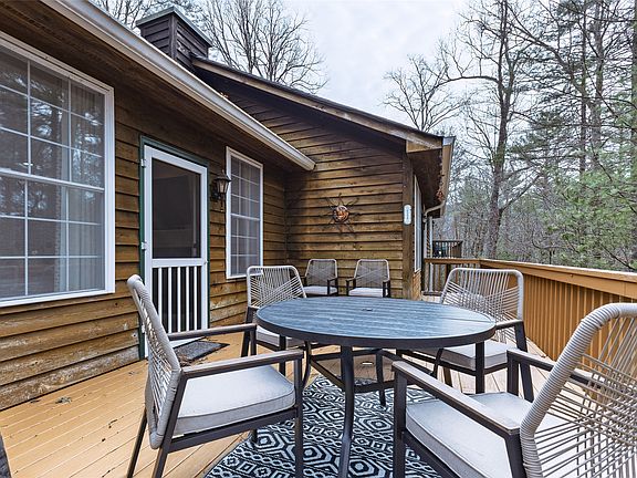 4th image of 323 Overlook Road #12